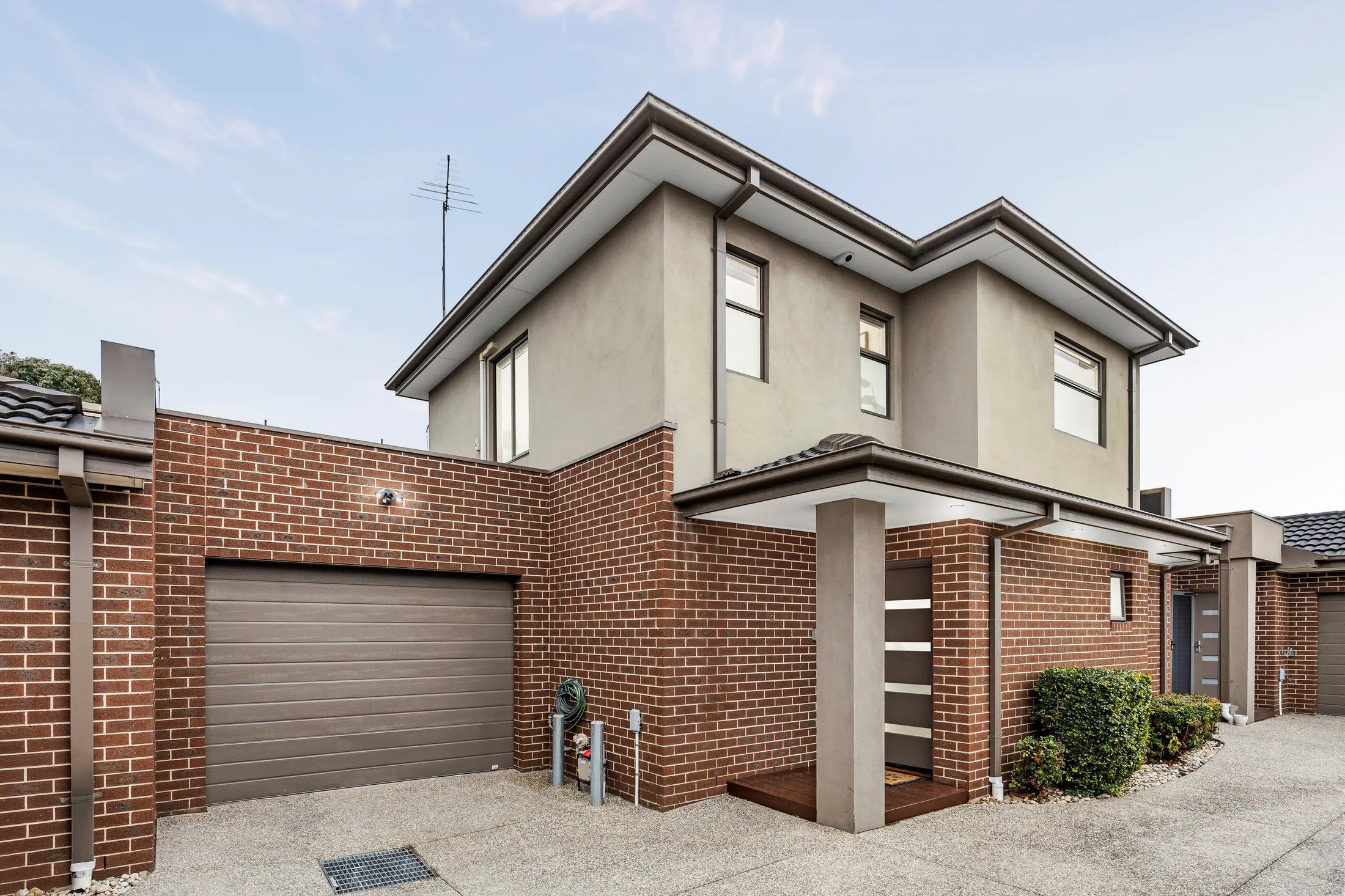 Finchley Avenue Townhouses, Glenroy